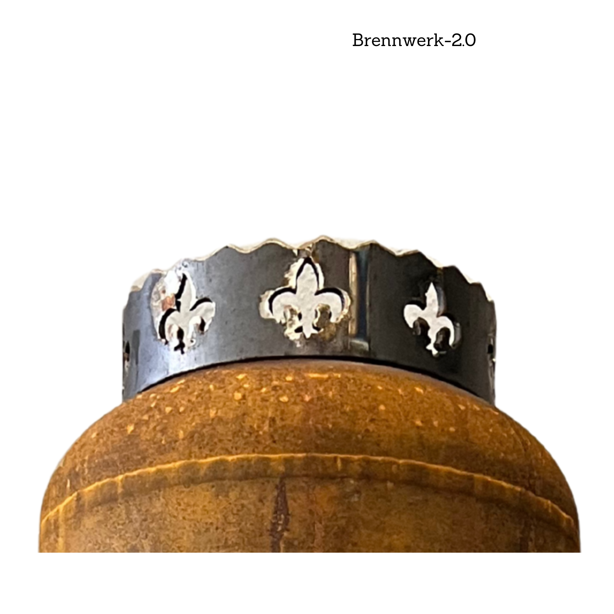 Abnehmbarer Deckel für Feuerkorb Kronendesign-Lilien