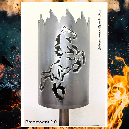 Gartenfackel – Pferd steigend