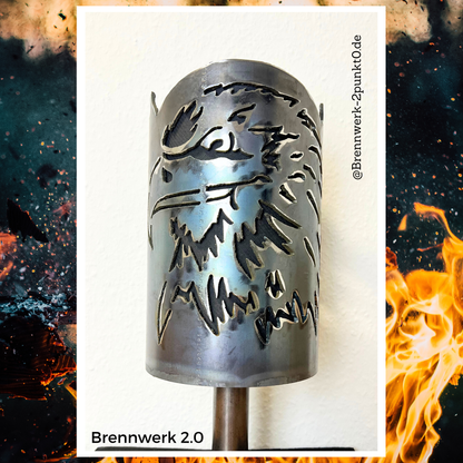 Gartenfackel – Adler mit Adler fliegend